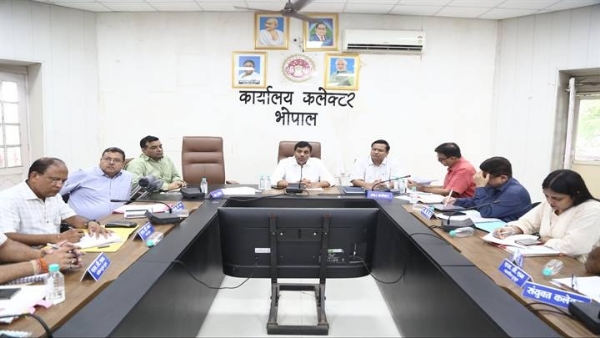 समय-सीमा पत्रों की समीक्षा बैठक