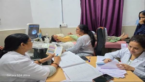 सरकारी अस्पतालों में एक साथ लगाई गईं एचआरपी क्लीनिक