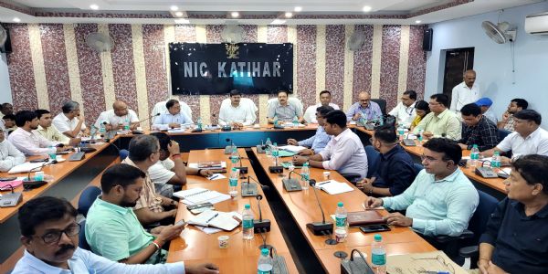 राष्ट्रीय आपदा प्रबंधन प्राधिकरण की टीम ने जिला स्तर के पदाधिकारियों के साथ की बैठक