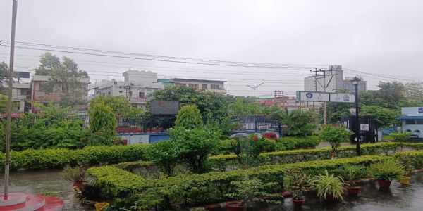 उत्तराखंड में बारिश जारी, कई जिलों में स्कूल व आंगनबाड़ी केंद्र आज रहेंगे बंद