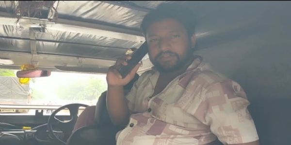 छेड़खानी के आरोपितों से मारपीट के मामले में युवक गिरफ्तार