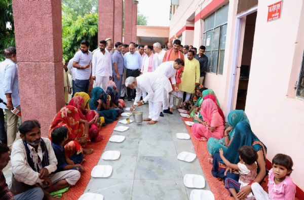 कालपी में जलशक्ति मंत्री स्वतंत्र देव सिंह