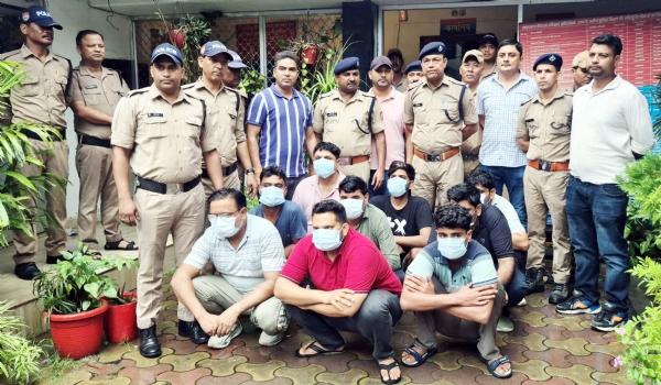 नैनीताल पुलिस ने किया नकल गिरोह का पर्दाफाश, यूपी-हरियाणा के 9 गिरफ्तार