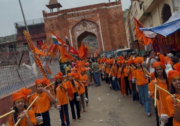 सावन के अंतिम सोमवार पर शहर भर के विभिन्न शिवालयों में भोले का अभिषेक