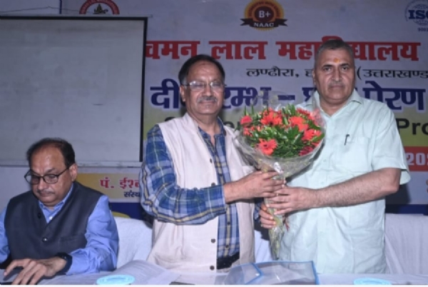 आईआईटी रुड़की के निदेशक प्रोफेसर पंत