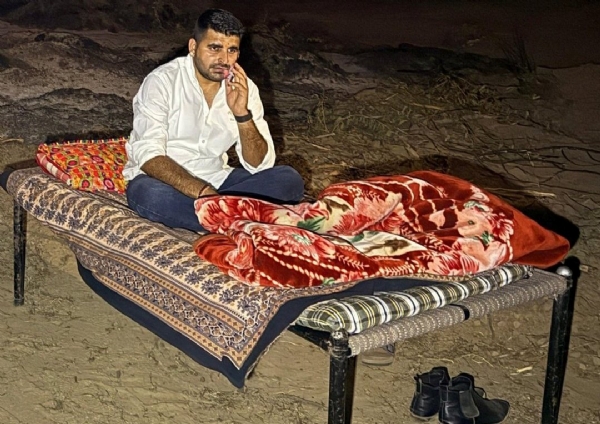 घटना स्थल पर विधायक रविन्द्रसिंह भाटी।
