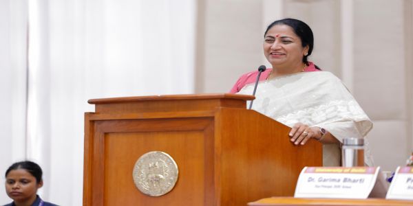 सालों से बंद ‘यू स्पेशल बस सेवा’ फिर होगी शुरू : रेखा गुप्ता
