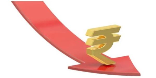 डॉलर की तुलना में 13 पैसे की कमजोरी के साथ बंद हुआ रुपया