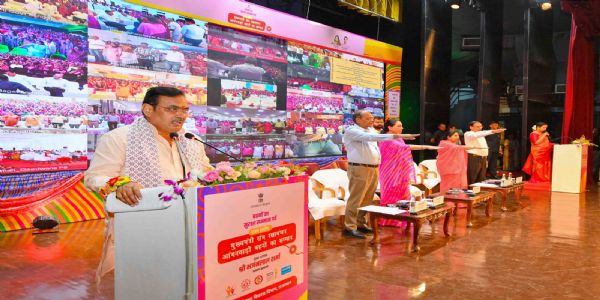 आंगनबाड़ी बहनें नौनिहालों के भविष्य को बना रही मजबूत एवं स्वस्थ: मुख्यमंत्री भजनलाल शर्मा