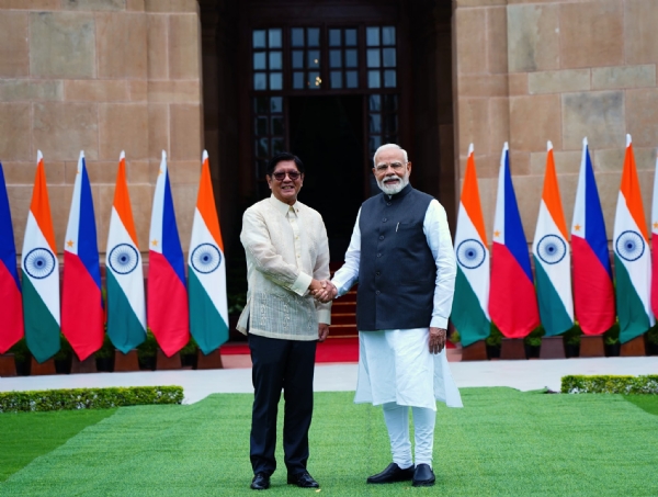 प्रधानमंत्री मोदी और राष्ट्रपति मार्कोस