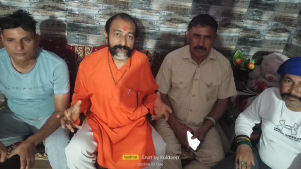 त्योहारों में मिलावटी मिठाइयों की बिक्री पर जताई चिंता, सख्त कार्रवाई की मांग