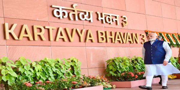 प्रधानमंत्री नरेन्द्र मोदी बुधवार को कर्तव्य भवन के उद्घाटन के दौरान