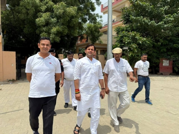 पानीपत शिवाजी स्टेडियम का निरीक्षण करते खेल मंत्री गौरव गौतम
