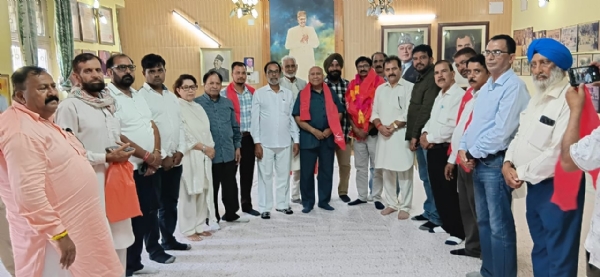 नेकां के प्रांतीय अध्यक्ष रतन लाल गुप्ता ने राज्य का दर्जा बहाल करने की मांग दोहराई