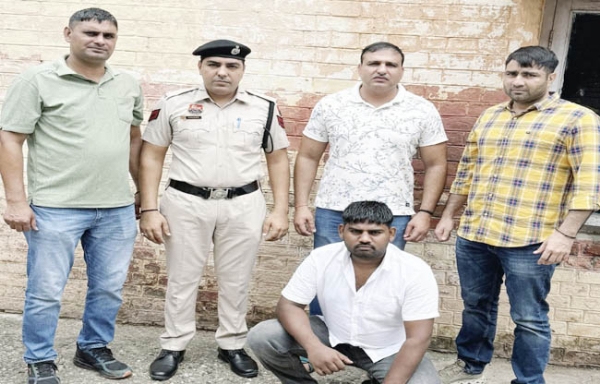 सोनीपत: अवैध हथियार रखने के मामले में गिरफ्तार