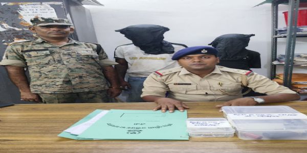 लूटपाट मामले में दो आरोपित हथियार के साथ गिरफ्तार