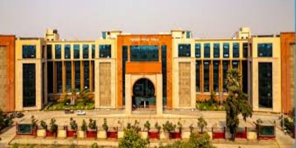 बिहार में अपराध से अकूत दौलत कमाने वालों की संपत्ति जब्ती शुरू