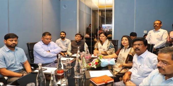 इंदौर के स्वच्छता मॉडल को देखने आई महाराष्ट्र सरकार की पर्यावरण मंत्री