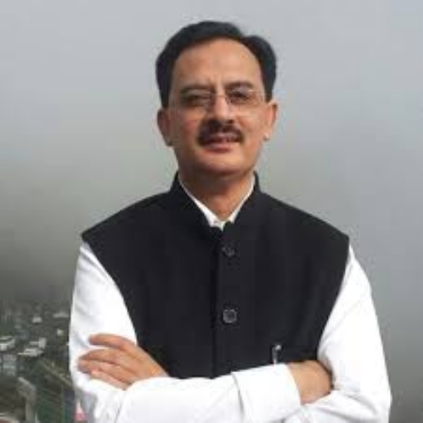 उद्योग मंत्री हर्षवर्धन चौहान