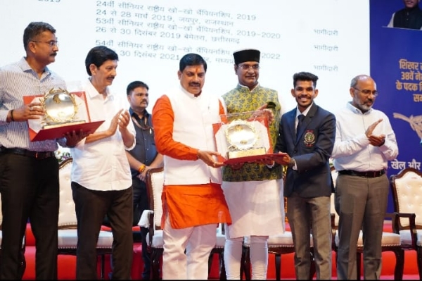 सुधांशु मित्तल सुधांशु मित्तल