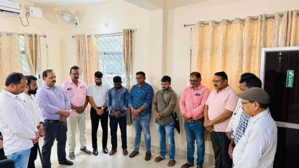 सूचना एवं जनसम्पर्क कार्यालय में पत्रकार मुजफ्फर हुसैन को दी गई श्रद्धांजलि