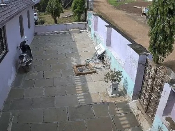 प्रतापगढ़ में भूकंप के झटके, लोग दहशत में घरों-दुकानों से बाहर निकले