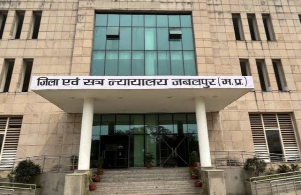 कोर्ट ने जारी किया विधायक को समन : अपने ही कार्यकर्ता को पिटवाने का लगा आरोप