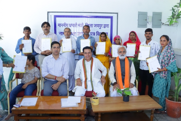 खत्म हुआ बरसों का इंतजार...नागरिकता के साथ मिली पहचान से पाक विस्थापितों के आंखों से छलके खुशी के आंसू