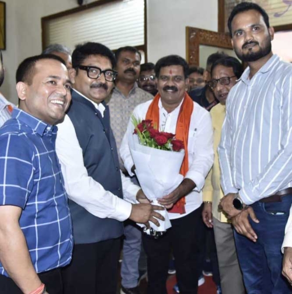 उपमुख्यमंत्री जगदलपुर पंहुचे