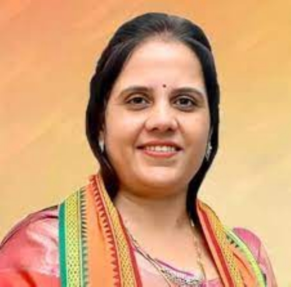 महापौर मीनल चौबे