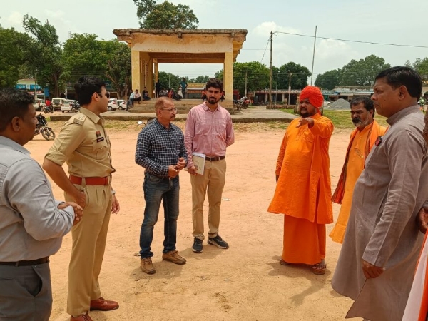 मुख्यमंत्री के धर्मजयगढ़ दौरे के पूर्व जायजा लेते हुए