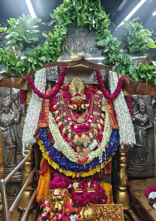 मां विंध्यवासिनी।