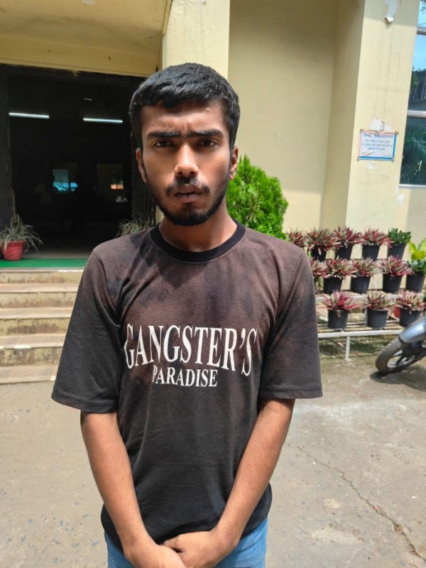 पुलिस के गिरफ्त में आरोपी
