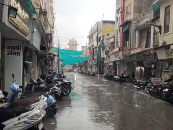 उदयपुर में बुधवार काे मौसम बदल गया।