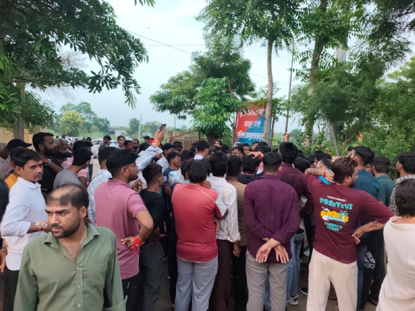 कचरा उठाने वाली गाड़ी की टक्कर से बाइक सवार युवक की मौत