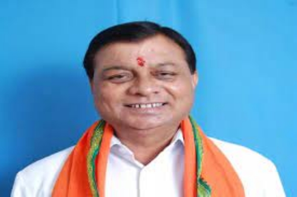 वाणिज्य और उद्योग मंत्री देवांगन कोण्डागांव के दौरे पर