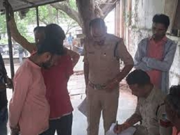 युवक ने ट्रेन से कटकर दी जान