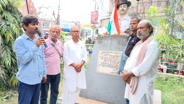 कार्यक्रम में शामिल लोग