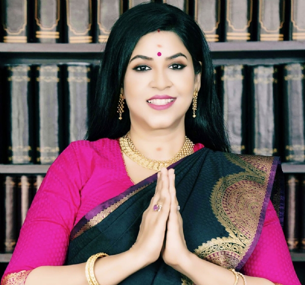 प्रसिद्ध ज्योतिषी डॉ सोहिनी को मलेशिया में मिला एशिया पैसिफिक वास्तु अवॉर्ड