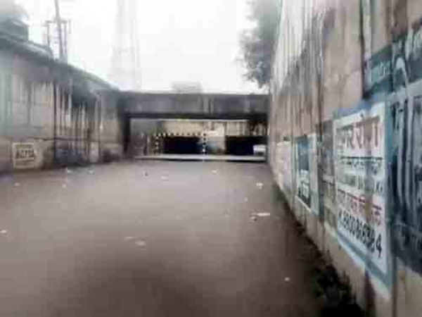 ओल्ड फरीदाबाद का अंडरपास बरसात के बाद हुआ जलमग्र