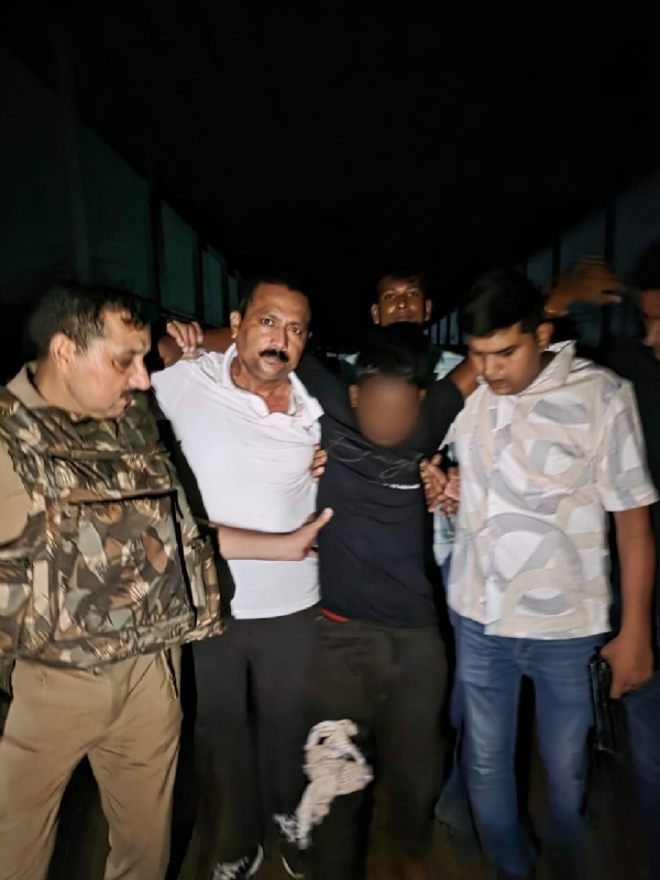 मुठभेड़ में गोली से घायल बदमाश का छाया चित्र