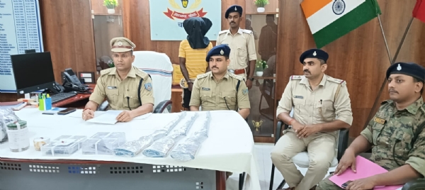 गिरफ्तार नक्सली