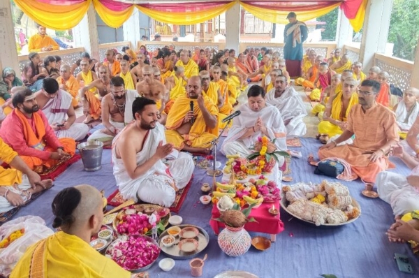 सूरज गिरी बांग्ला में श्रावणी पर्व