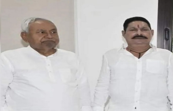 मुख्यमंत्री नीतीश कुमार और बाहुबली अनंत सिंह की फाइल फोटो