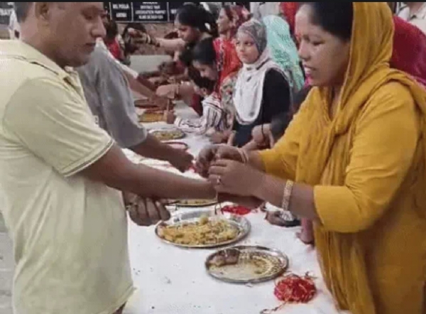 पानीपत जिला जेल में बंद कैदीयों को राखी बंधती उनकी बहने