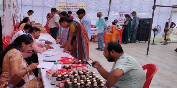 जिलास्तरीय आयुष मेगा हेल्थ कैंप : 1051 हितग्राही लाभांवित