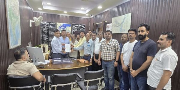 शिवालिक नगर के आवासीय भवनों को व्यवसायिक में परिवर्तित किया जाए