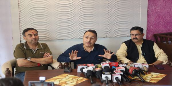 आपदा में प्रधानमंत्री नहीं, हिमाचल के अभिभावक बने मोदी : भाजपा