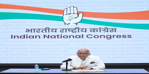 अभिषेक मनु सिंघवी ने चुनाव आयोग पर पवन खेड़ा की छवि धूमिल करने का लगाया आरोप