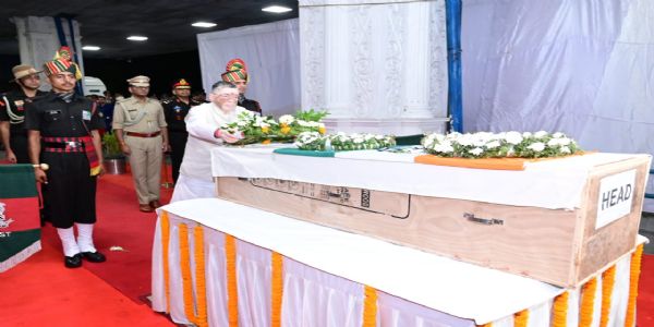 राज्यपाल और मुख्यमंत्री ने बलिदान अग्निवीर नीरज कुमार चौधरी को दी श्रद्धांजलि